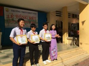 Khen thưởng học sinh giỏi THCS Nhựt Tảo đạt cấp Tỉnh